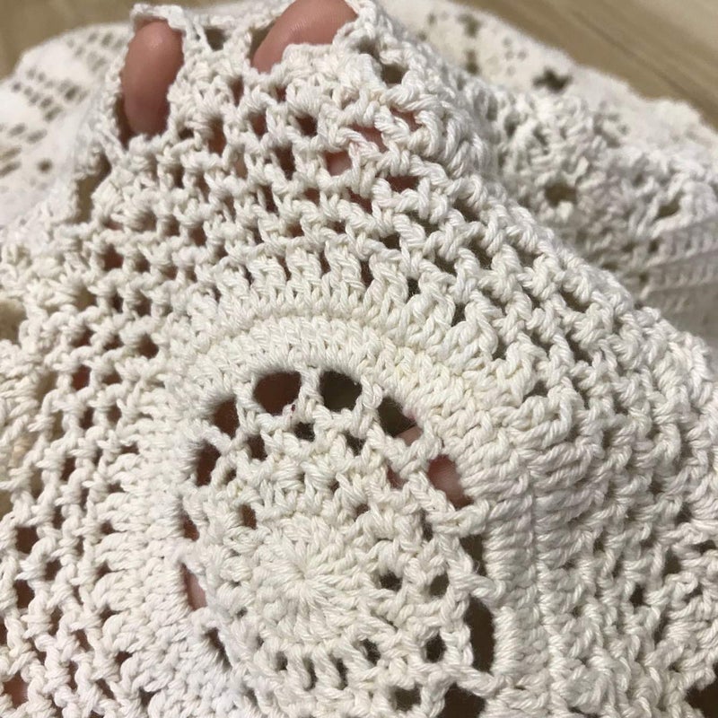 USTIDE 60" Crochet Lace Tablecloth Round Beige Crocheted Table Cloths Elegant Floral Covers Handmade Table Overlays Doily - Image 5
